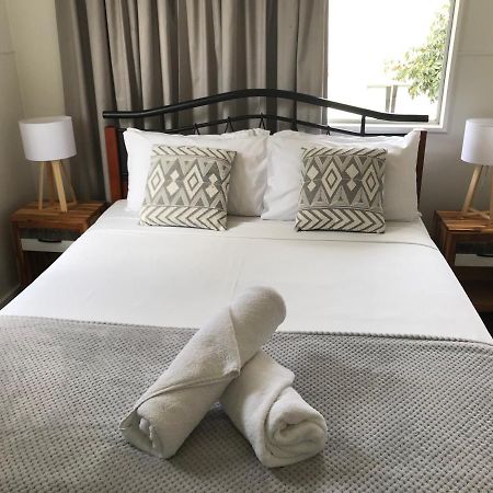 Ocean Breeze Units Apartment Bowen Luaran gambar