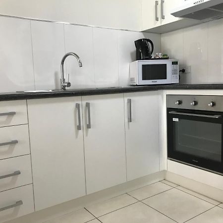 Ocean Breeze Units Apartment Bowen Luaran gambar