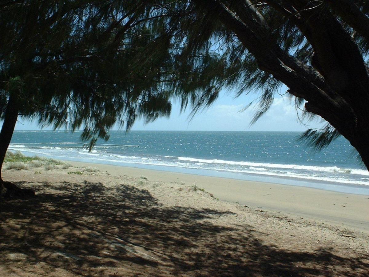 Ocean Breeze Units Apartment Bowen Luaran gambar