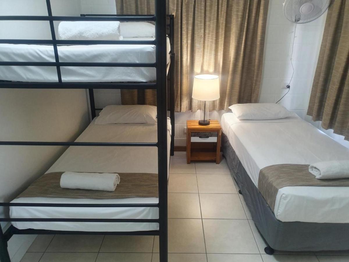 Ocean Breeze Units Apartment Bowen Luaran gambar